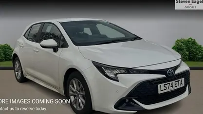 Used Toyota Corolla 140 HP (102 kW) 2026 Hatchback