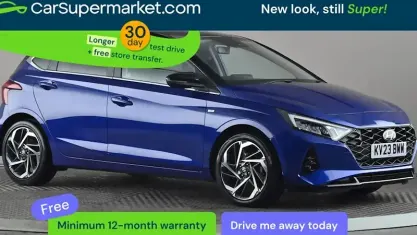Używany Hyundai i20 Ultimate 101 KM (74 kW) 2023 Niebieski Hatchback