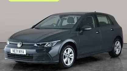 Used VW Golf VIII Life 116 HP (85 kW) 2024 Hatchback