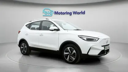 Used MG ZS Trophy 130 kW (177 HP) 2022 White SUV
