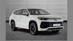 Pure white Used 2025 VW Tayron R-line SUV | £46,990 (Fair price)