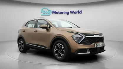 Second-hand Kia Sportage 150 CP (110 kW) 2023 Maro SUV