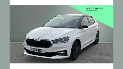 Used Skoda Fabia Colour Edition 95 HP (69 kW) 2024 White Hatchback