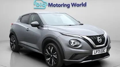 Begagnad Nissan Juke S 114 HK (83 kW) 2022 Grå SUV
