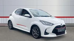 White Used 2022 Toyota Yaris Hybrid Hatchback | £17,755 (Fair price)