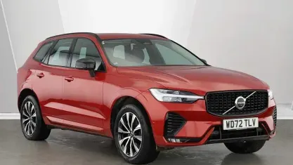 Begagnad Volvo XC60 Plus 197 HK (144 kW) 2022 SUV