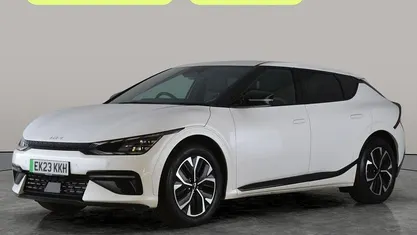 White Used 2023 Kia EV6 GT-Line SUV | £22,950 (Fair price)