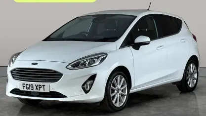 Used Ford Fiesta Titanium 120 HP (88 kW) 2019 White Hatchback