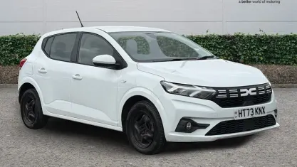 Used Dacia Sandero Expression 101 HP (74 kW) 2023 White Hatchback