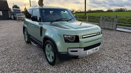 Used Land Rover Defender 75th Limited Edition 300 HP (220 kW) 2023 Green SUV