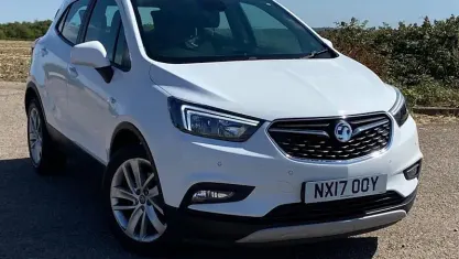 Used Vauxhall Mokka Active 136 HP (100 kW) 2017 White SUV