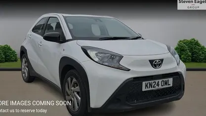 Used Toyota Aygo X PURE 72 HP (52 kW) 2025 SUV