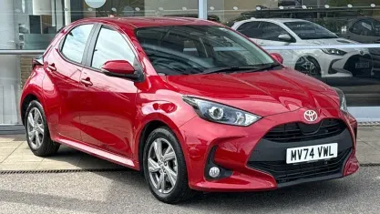 Gebraucht Toyota Yaris Hybrid 116 PS (85 kW) 2026 Kleinwagen
