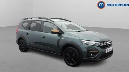 Used Dacia Jogger Extreme 141 HP (103 kW) 2024 Green MPV