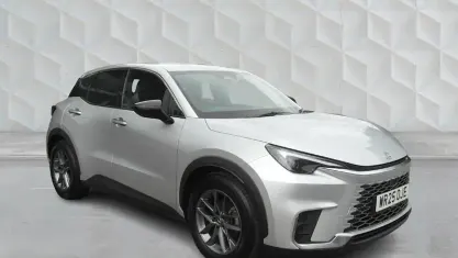 Used Lexus LBX 136 HP (100 kW) 2025 Silver SUV