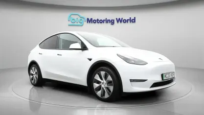 Used Tesla Model Y Long Range AWD 378 kW (514 HP) 2023 White SUV