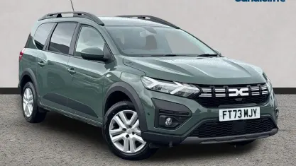 Used Dacia Jogger Expression 110 HP (80 kW) 2023 Metallic cedar green MPV