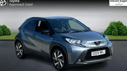 Used Toyota Aygo X 72 HP (52 kW) 2025 Grey SUV