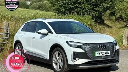 Used Audi Q4 e-tron S-Line 219 kW (299 HP) 2023 White SUV