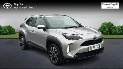 Used 2025 Toyota Yaris Hybrid Design Estate | £23,538 (Fair price)