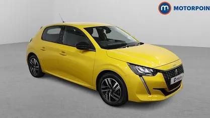 Used Peugeot 208 Allure Premium 102 HP (75 kW) 2022 Yellow Hatchback