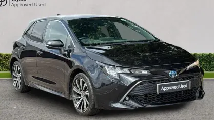 Used Toyota Corolla Design 122 HP (89 kW) 2022 Black Hatchback