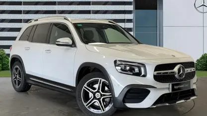 Begagnad Mercedes GLB200 AMG Line Premium 163 HK (119 kW) 2023 Vit SUV