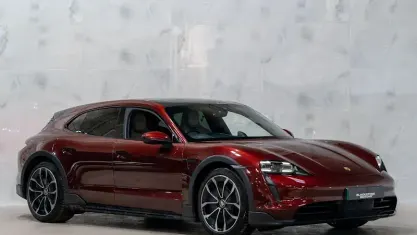 Begagnad Porsche Taycan Cross Turismo 350 kW (476 HK) 2023 Kombi