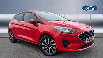 Używany Ford Fiesta Titanium 101 KM (74 kW) 2021 Czerwony Hatchback
