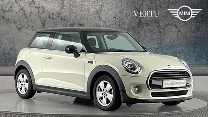 White Used 2018 Mini Cooper Hatch Hatchback | £11,265 (Good price)