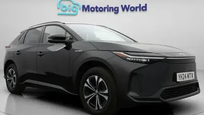 Usado Toyota bZ4X 150 kW (204 CV) 2026 SUV