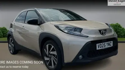 Used Toyota Aygo X 72 HP (52 kW) 2025 Beige SUV