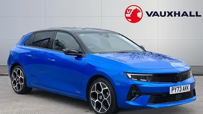 Used Vauxhall Astra Ultimate 131 HP (96 kW) 2025 Hatchback