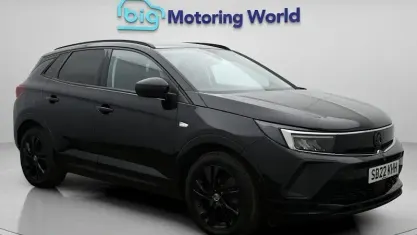 Second-hand Vauxhall Grandland X GS Line 224 CP (164 kW) 2022 Negru SUV