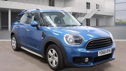 Used 2020 Mini Cooper D Classic Hatchback | £10,590 (Fair price)