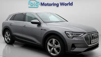 Used 2022 Audi e-tron SUV | £14,000 (Fair price)