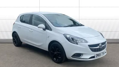 Used Vauxhall Corsa SRi 75 HP (55 kW) 2016 White Hatchback
