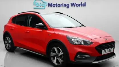 Used Ford Focus Active 125 HP (91 kW) 2021 Red Hatchback