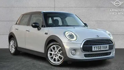 Used Mini Cooper Classic 136 HP (100 kW) 2018 Silver Hatchback