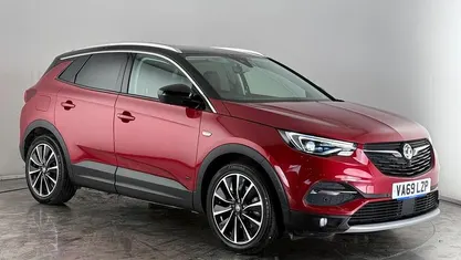 Second-hand Vauxhall Grandland X Ultimate 300 CP (220 kW) 2020 Roșu SUV