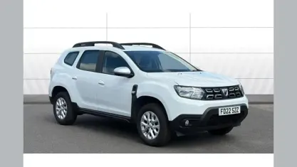 Used Dacia Duster Comfort 131 HP (96 kW) 2022 White SUV