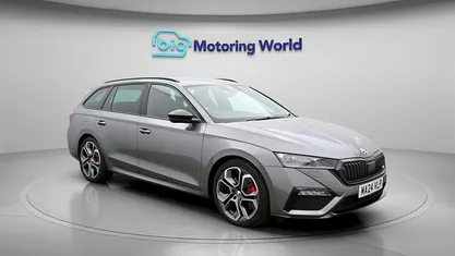 Used Skoda Octavia vRS 245 HP (180 kW) 2024 Estate