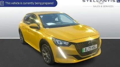 Used Peugeot e-208 Allure Premium 100 kW (136 HP) 2022 Hatchback