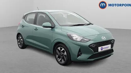 Green Used 2025 Hyundai i10 Advanced Hatchback | £15,699 (Fair price)