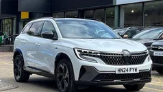 White Used 2024 Renault Austral Iconic Esprit Alpine SUV | £26,892 (Fair price)