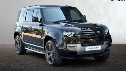 Used Land Rover Defender Dynamic 249 HP (183 kW) 2022 Black SUV