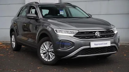 Used 2025 VW T-Roc Life SUV | £19,790 (Fair price)