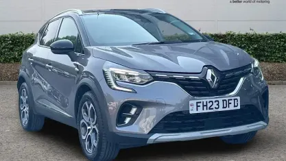 Used Renault Captur Techno 91 HP (66 kW) 2023 Grey SUV