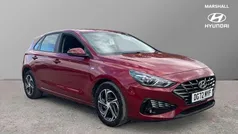 Red Used 2022 Hyundai i30 SE Hatchback | £11,944 (Fair price)