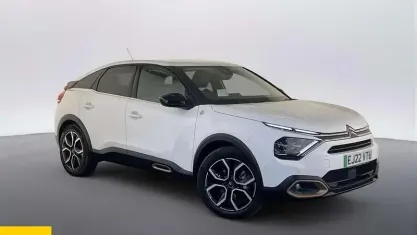 Begagnad Citroën e-C4 100 kW (136 HK) 2023 Halvkombi